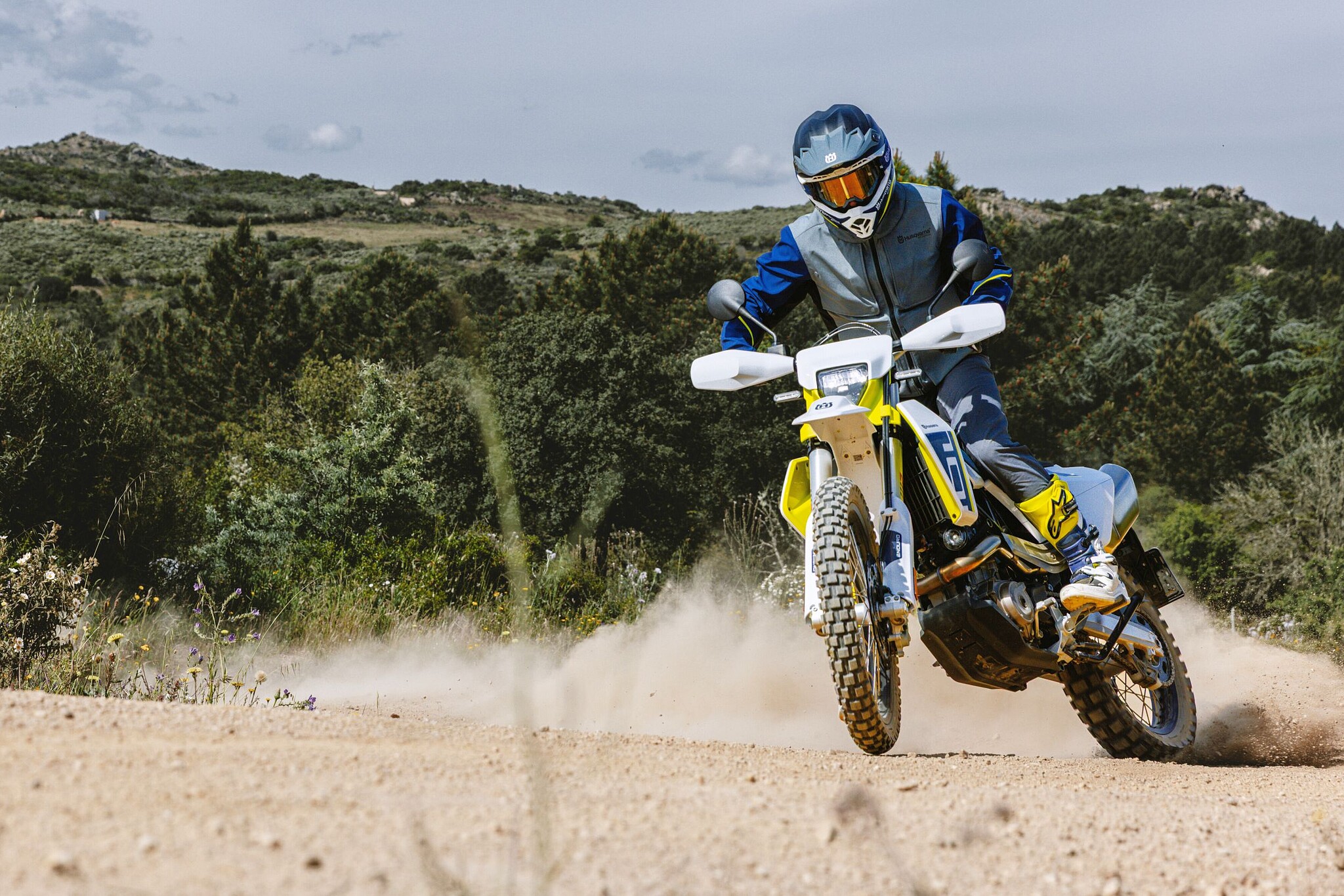 Husqvarna_701_Enduro_Supermoto_2026_03.jpg