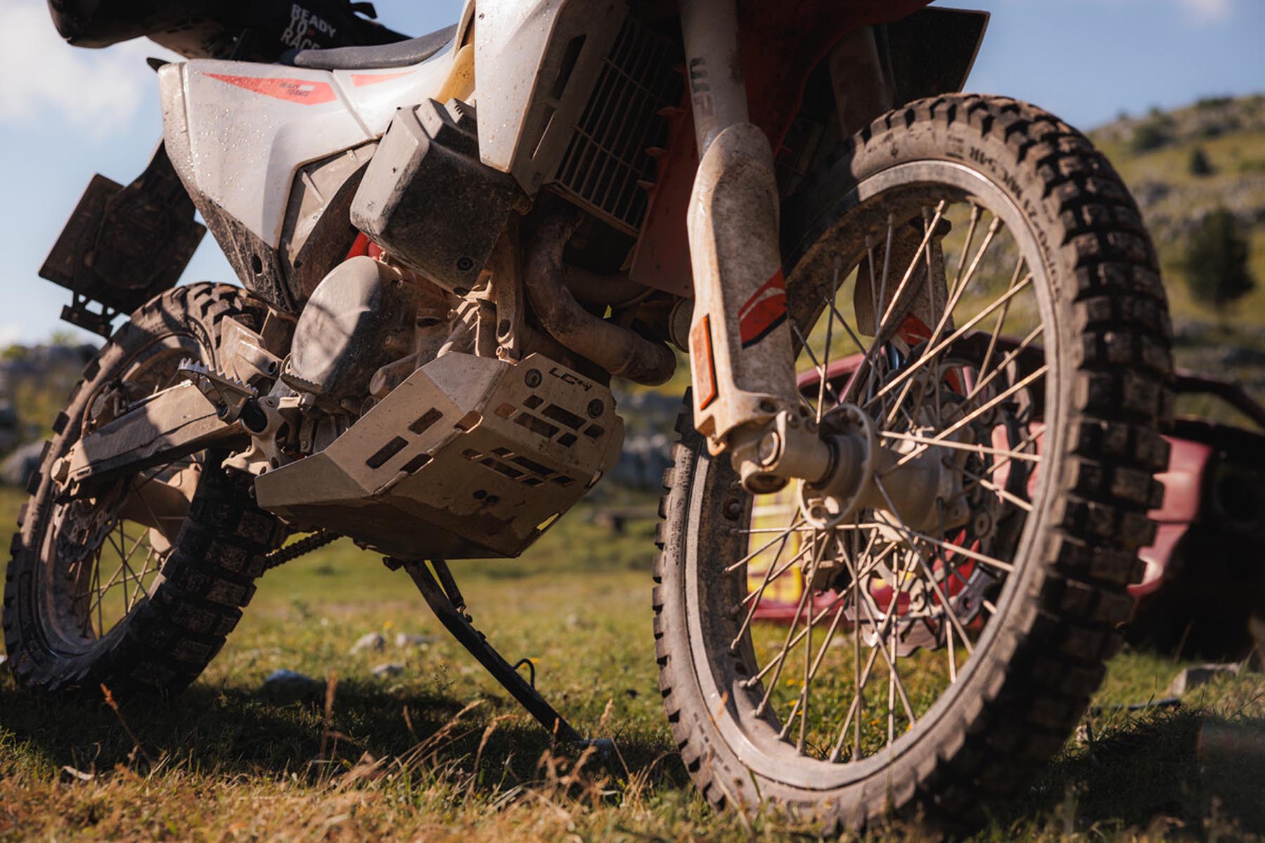 KTM_690_Rrally_2027_05.jpg