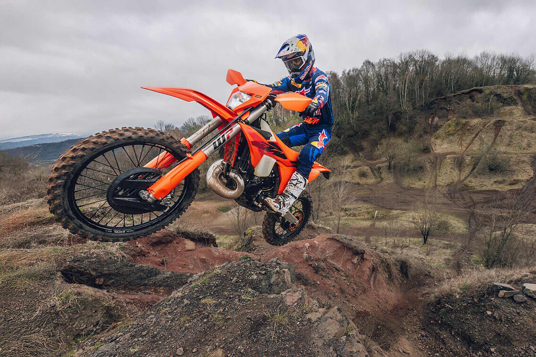 KTM_Enduro_2027_03.jpg